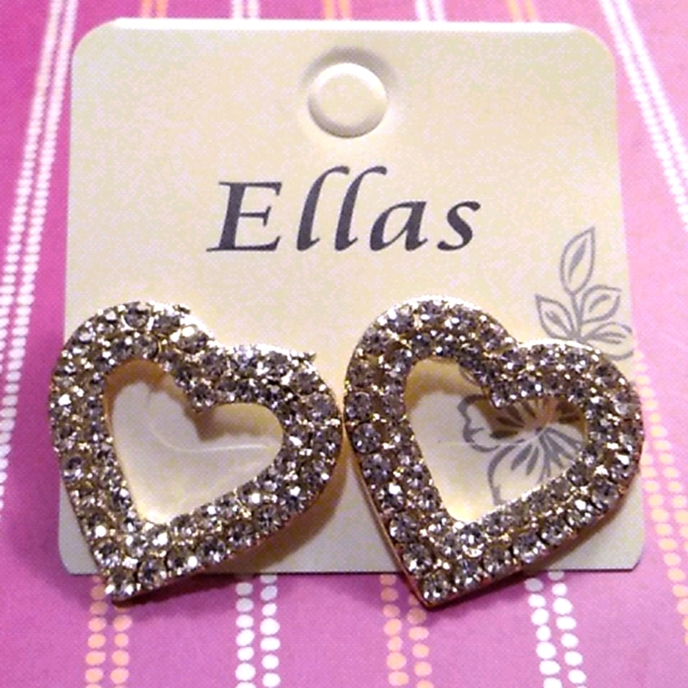 💛💫Heart Earrings!💛💫